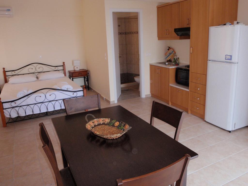 Afroksilia Apartment Katouna Luaran gambar